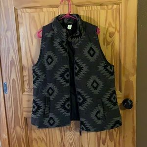 Aztec vibes VEST!
